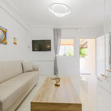 Artistic Vibe By Rentalspro - Halkidiki Apartment Nikiti (Sithonia)