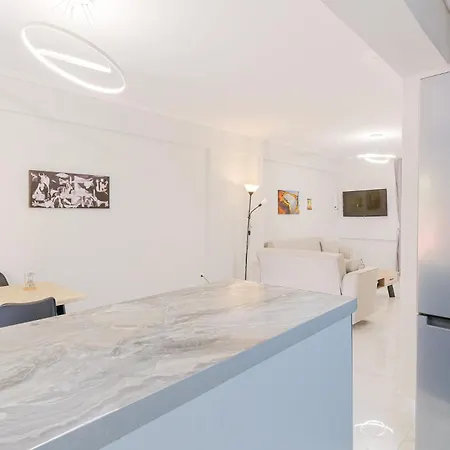 Apartment Artistic Vibe By Rentalspro - Halkidiki *