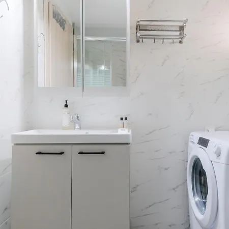 Apartment Artistic Vibe By Rentalspro - Halkidiki